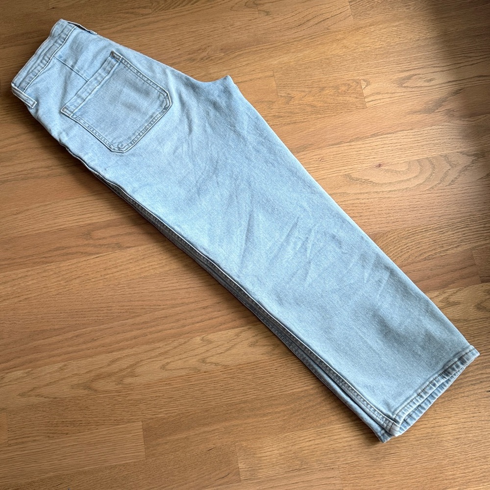 Universal Thread Vintage Straight High Rise Jeans - Picture 10 of 13